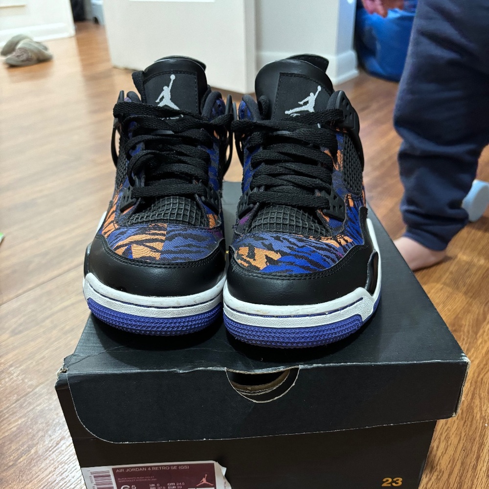 Jordan 4 retro
